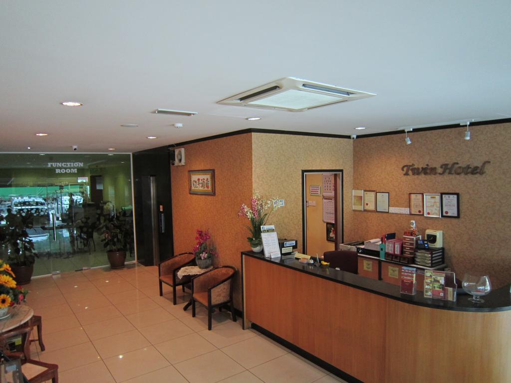 Oyo 151 Twin Hotel Kuala Lumpur Exterior foto